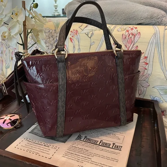 Michael Kors Dark Red Shoulder Bag - Picture 3 of 7